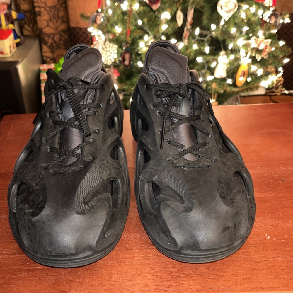 Men’s Adidas Adifom Q, size 10, Black - Picture 2 of 5